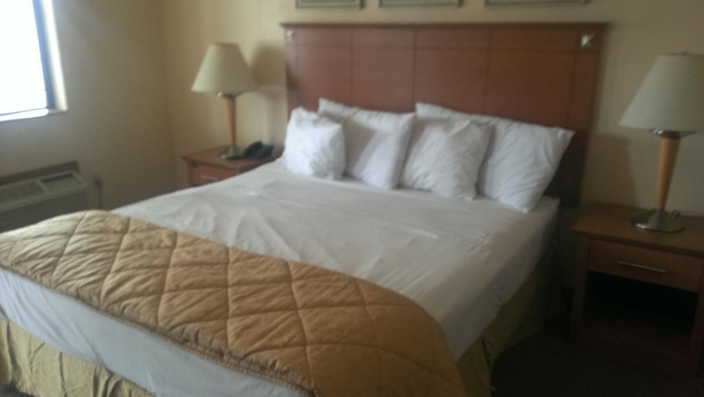 Naugatuck Motor Lodge 객실 사진
